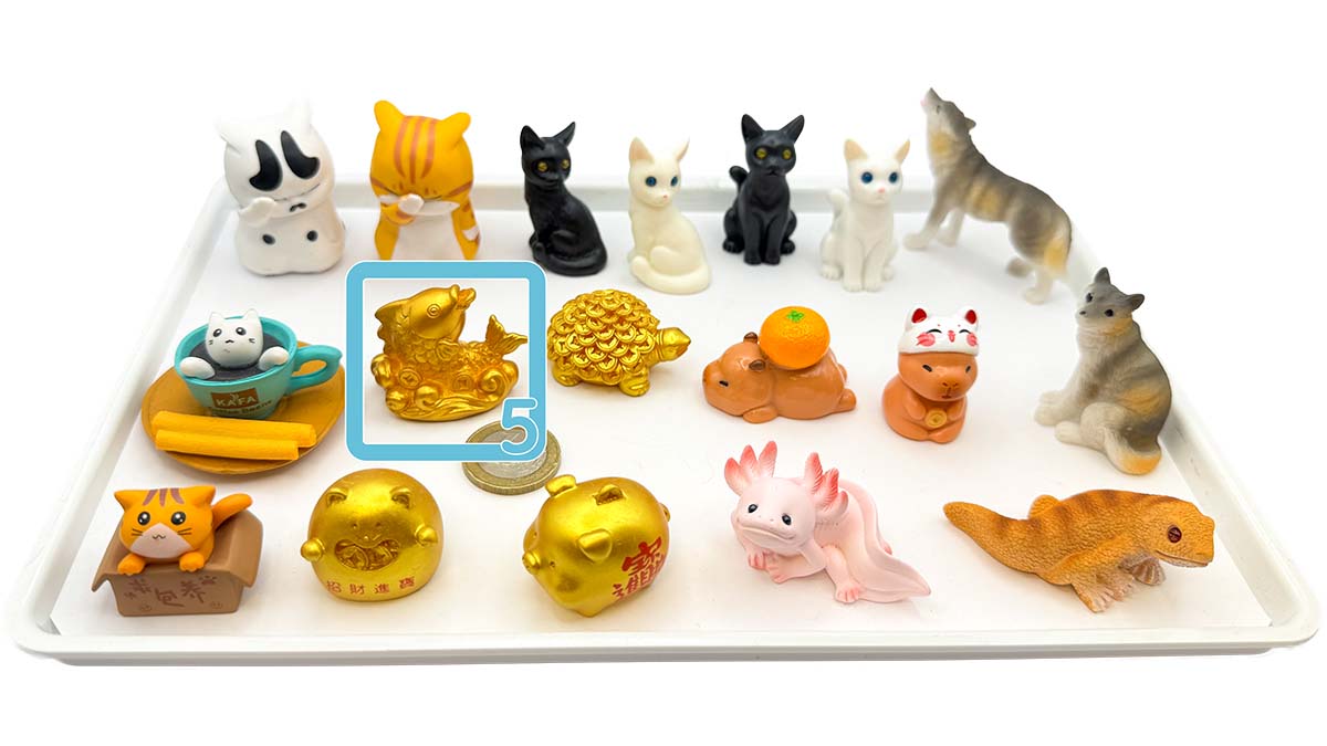 Figur/Glücksbringer (Gold / Glück/ Katze / Eidechse / Axolotl / Capybara)