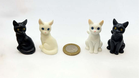 Figur/Glücksbringer (Gold / Glück/ Katze / Eidechse / Axolotl / Capybara)