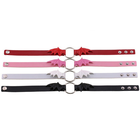 Halsband Kunstleder PU, mit Lack-Fledermausflügeln