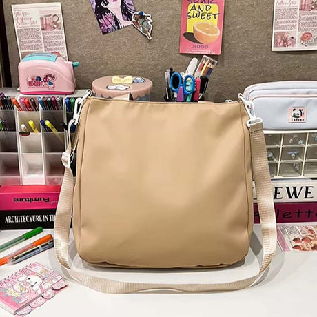 ITA Bag - Umhängetasche und Schultertasche mit Katzengesicht