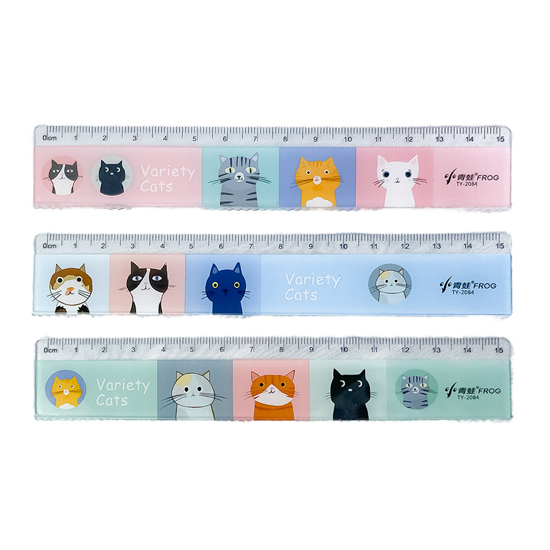 SZ-22-004_Lineal_15cm_Katzen 3 bunte 15 Zentimeter lange Lineale mit verschiedenen Katzenmotiven.