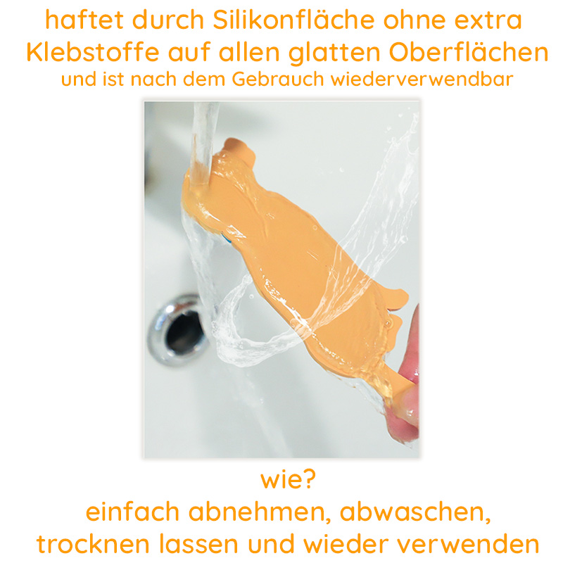 WG-22-007_waschen Ein Silikonhaken wird unter laufendem Wasser abgespült.