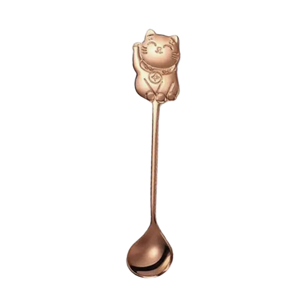 Kupferfarbener Teelöffel mit Winkekatze am Stiel.