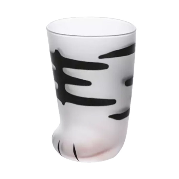 GS-22-020-1 Trinkglas in Katzenpfotenform mit schwarzem Tigermuster.