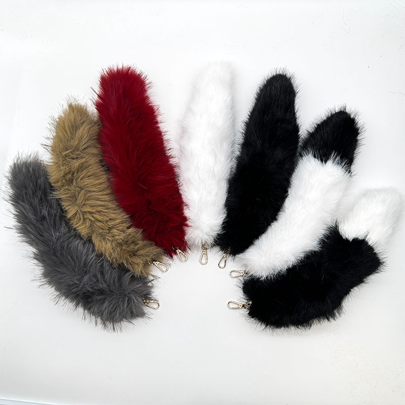 Fell-Schweif-Schlüsselanhänger 35cm